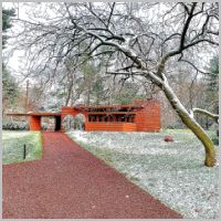 Stuart Richardson House' (1941), Glen Ridge, New Jersey, photo ToddLevin, Wikipedia.jpg